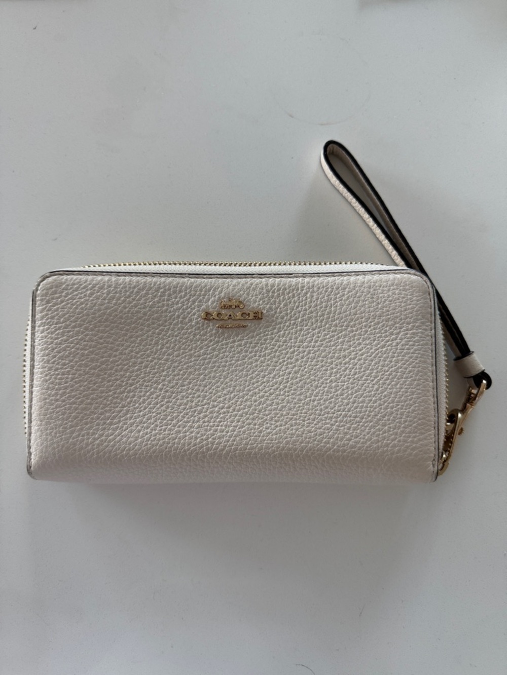 Coach Chalk Pebbled Leather Zip Wristlet